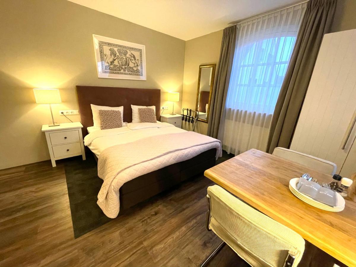 In De Witte Dame Hotel Bar Kitchen Apartments Grubbenvorst المظهر الخارجي الصورة