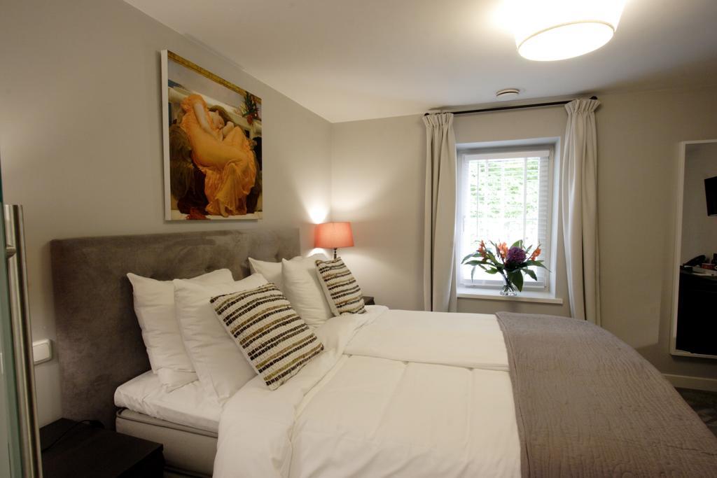 In De Witte Dame Hotel Bar Kitchen Apartments Grubbenvorst المظهر الخارجي الصورة